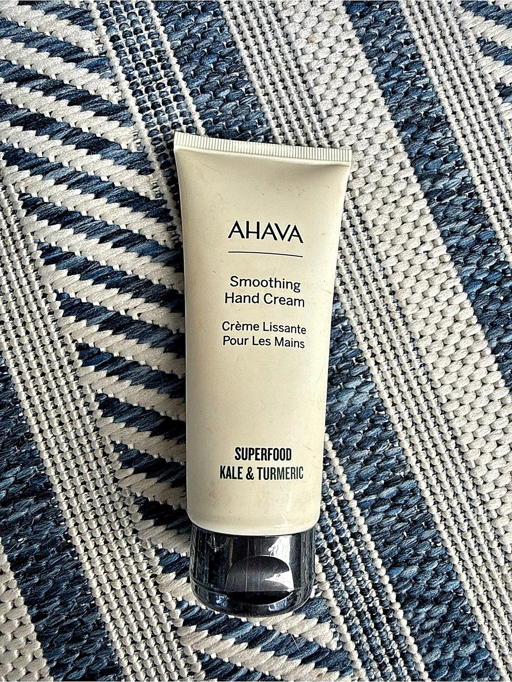 AHAVA Superfood Kale & Turmeric Smoothing Hand Cream